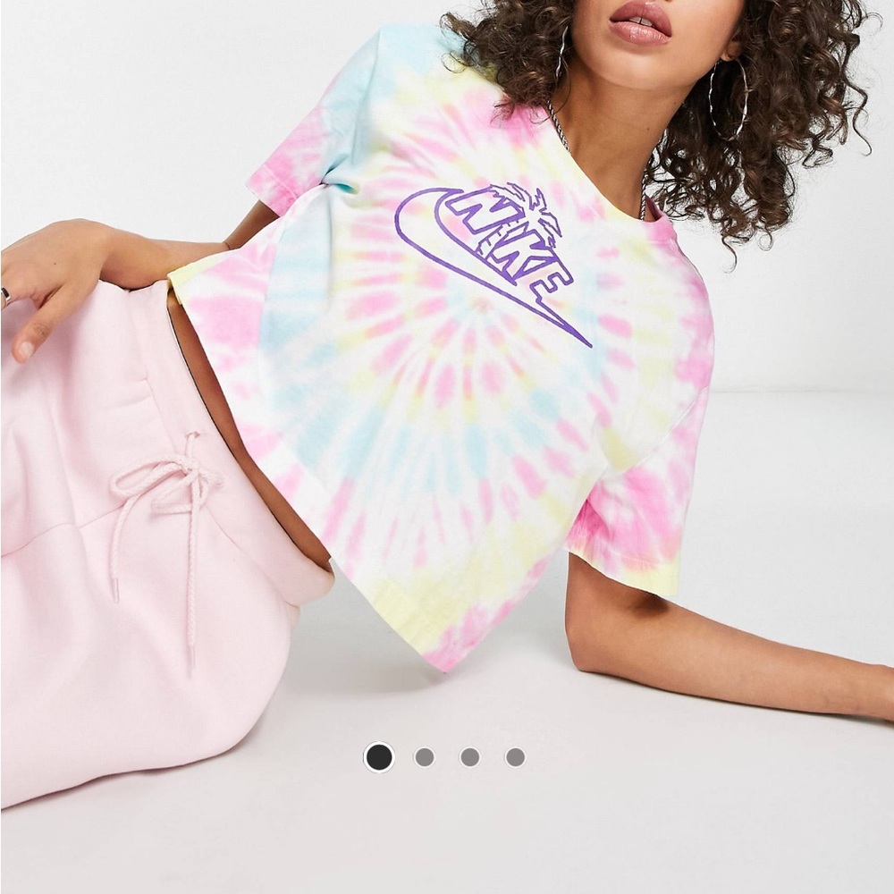 Nike Spring Break Crop Tie-Dye Tshirt